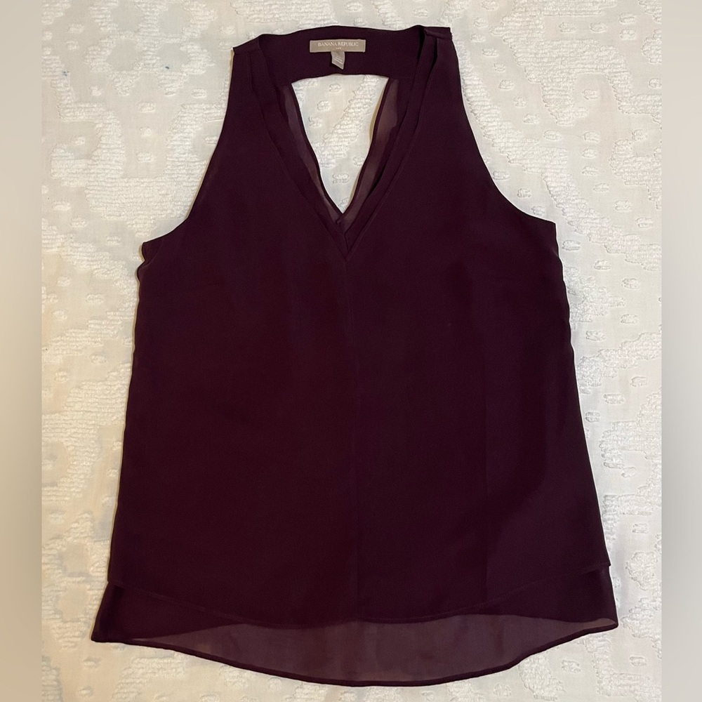 🌹 Banana Republic Sleeveless Blouse